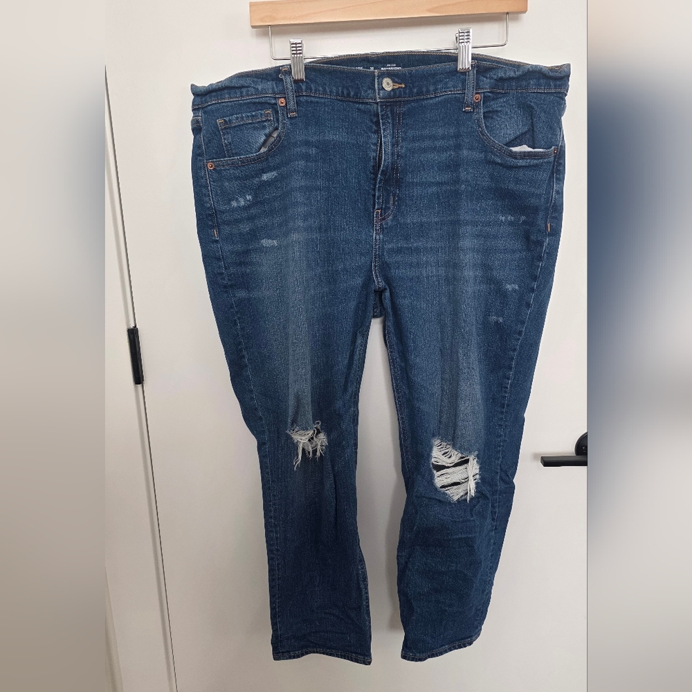 Distressed Women’s Jeans